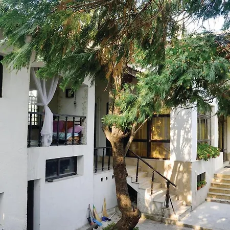 Five-bedroom Holiday In Holiday home Varna