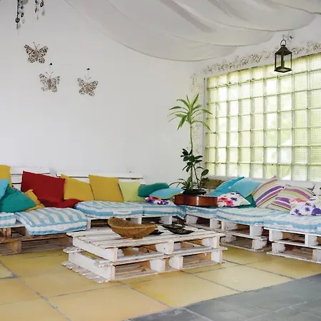 Holiday home Five-bedroom Holiday In